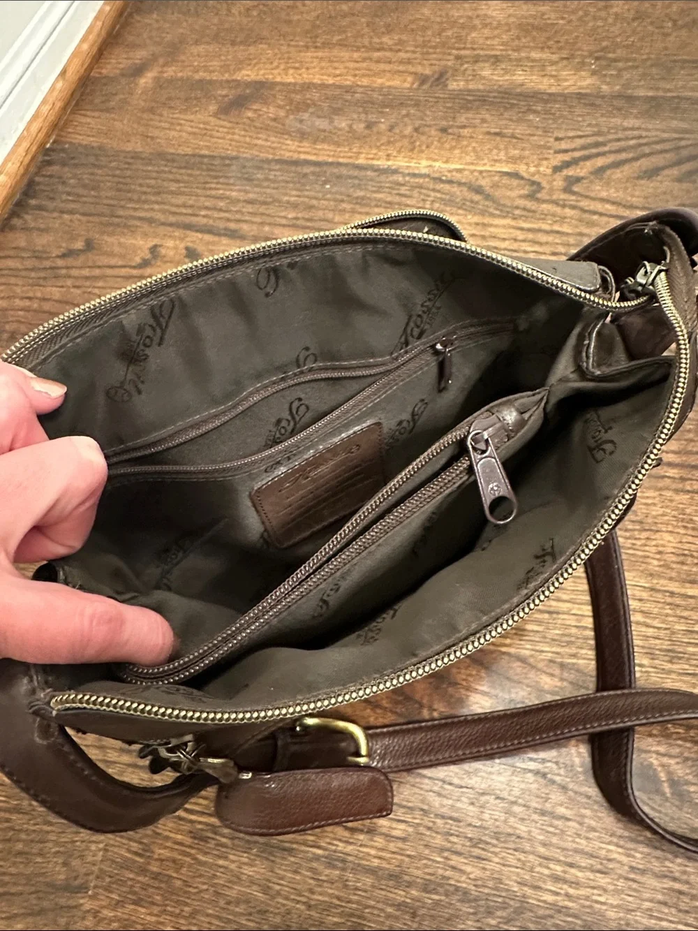 Fossil VTG Brown Leather Messenger Crossbody Bag Unique